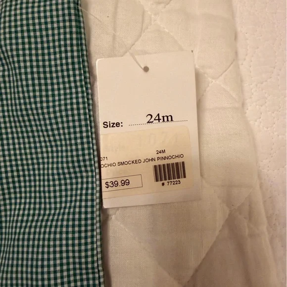 Green gingham Pinocchio smocked John - Picture 4 of 7